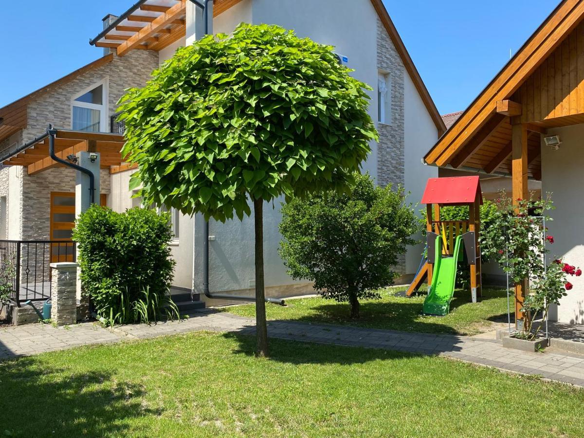 Magyar Apartman Iii. Apartment Hajdúszoboszló Екстериор снимка