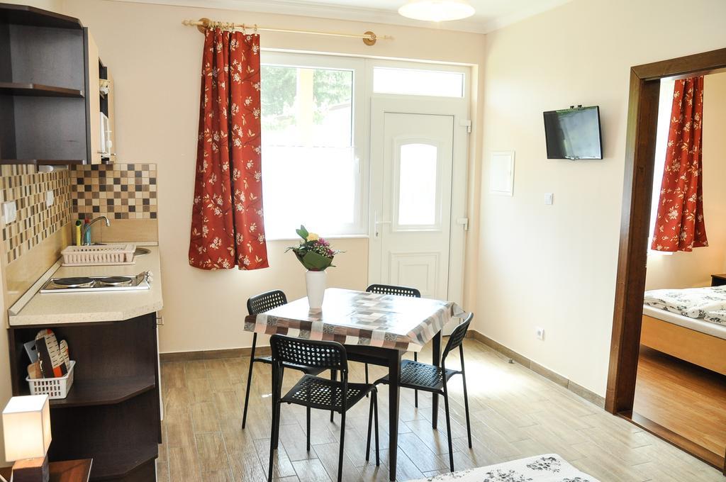 Magyar Apartman Iii. Apartment Hajdúszoboszló Екстериор снимка